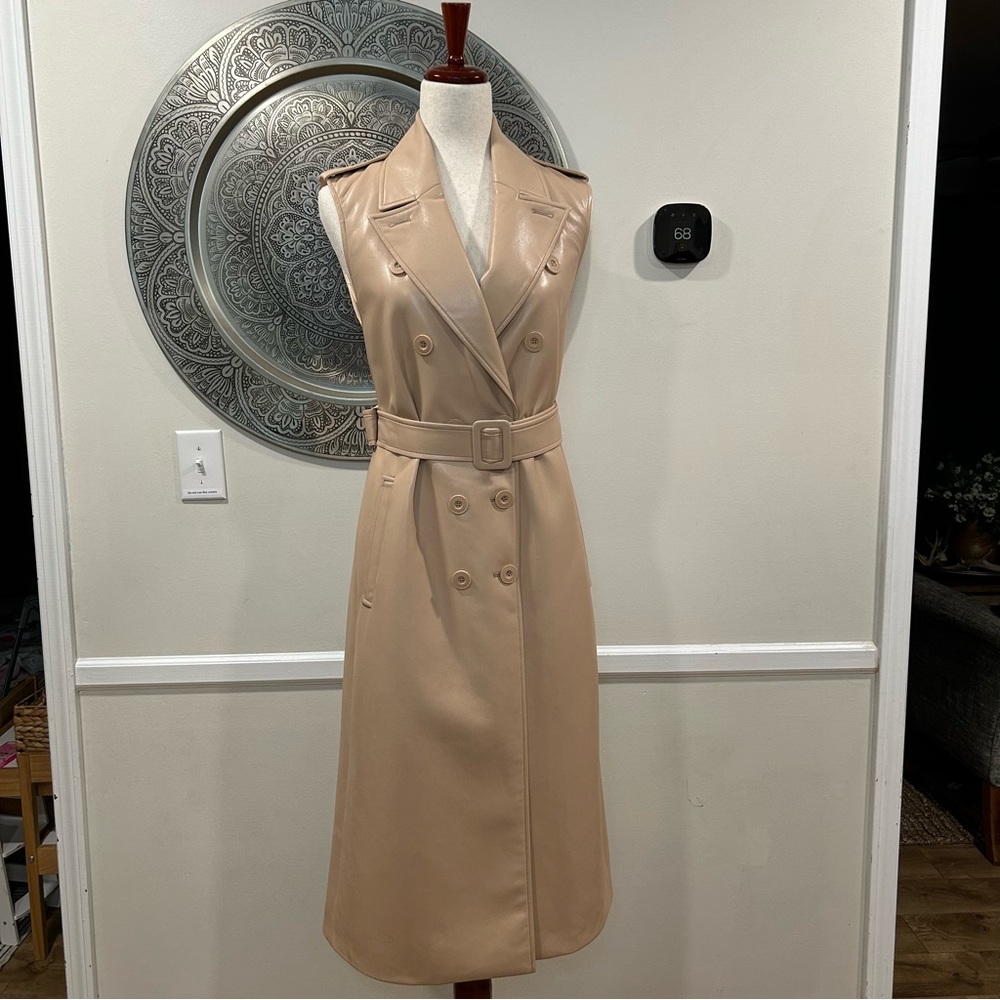 NWT $795 Alice and Olivia Conan Vegan Leather, belted long dress- Size XS - Picture 3 of 11
